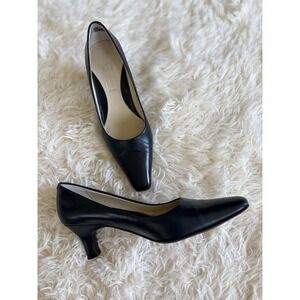 Nordstrom Black Leather Pointed Toe Kitten Heels Pumps Shoes Women's Size 4M New